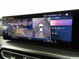 リアビューカメラ。ガイドラインとパークディスタンスコントロールで安全に車庫入れ可能。