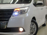 LEDヘッドライトです。デザイン性がよくとても明るいので、夜間の走行や悪天候でも安心です。しかも長寿命!
