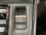 電子パーキングブレーキで安全性をアップ!ブレーキホールドも搭載しております