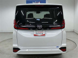 車内は家族みんなでゆったり乗れて驚くほど使いやすいです。