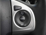 ◆クルーズコントロール◆ステアリングの右側には高速道路で威力を発揮するオートクルーズの操作スイッチががついています。手元で操作ができるので、安全に運転できます!