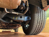 お車を安心してお乗りいただく為には、足回りの定期点検が欠かせません。サービスサポート(有償保証)では無料点検もご提供しており、安心のカーライフをお過ごしいただけるサポート体制が整っています。