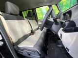 運転席シート廻りは使用感も少なく、良好な状態となっています。前オーナー様が丁寧に使っていたことがよくわかりますね。