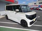 万が一のトラブルにも、全国の3000ケ所の日産サービス工場で修理可能!!年間走行距離無制限、バッテリーも保証対象です!
