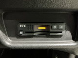 いまや快適なカーライフに欠かせないETCが付いています。