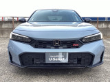 自社整備工場で点検整備をおこなってからお渡ししています。車検が残っている場合は『12ヶ月点検整備』を、車検整備付きの場合は『車検整備』をおこないます。整備費用は車両本体価格に含まれています。