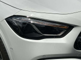 2階ショールームにはキッズスペースを完備しておりますので、お子様から目を離す事なくゆっくりと商談を進められます。是非ご家族皆さまでご来店下さいませ。メルセデス・ベンツの塗り絵などのおまけもあるかも?!