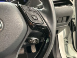 クルーズコントロールを装備しています。高速道路などで一定の速度で走ってくれるので運転が楽ですよ!速度を設定できますので、スピードの出しすぎにも注意できます。