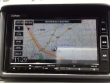 【ナビ】Honda純正ナビゲーション装備(HondaCONNECT対応)スマートフォンからリモート操作が可能。車内Wi-Fiや自動地図更新など便利な機能が使用できます。●基本パック(有料)が必要です。
