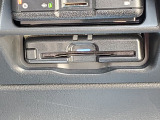 ETC車載器が装備されております。カードを挿入すれば直ぐに使えるようセットアップ(有料)してお渡しします。