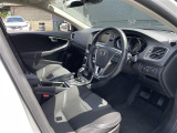 V40 D4 モメンタム ディーゼル 修復歴無し