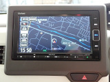 ホンダ純正ナビなのでダッシュボードにスッキリと収まっています。土地勘の無い所でも道に迷わず安心ですね!