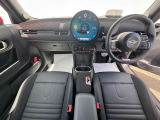 ☆タッチパネルナビ☆全周囲カメラ☆アップルカープレイ☆車内カメラ