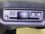 ビルトインタイプのETCで見た目もスッキリ。高速道路の利用にとても便利です。