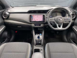 キックスの運転席周りの画像です。
