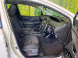 運転席シート廻りは使用感も少なく、良好な状態となっています。丁寧に使われていたことがよくわかりますね。