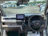 この度は、当店のお車をご覧いただきまして誠にありがとうございます。当店では全国販売・納車も行っております。県によって陸送費用は異なりますのでお気軽にお問い合わせください。