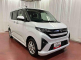 スライドドアなので、狭い場所でも荷物を持っていても、スムーズな乗り降りができます。