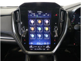 11.6インチの縦型ディスプレイに、ナビゲーション機能をはじめ、エンターテインメント、車両情報、エアコン操作、各種設定などを集約。タブレットのような感覚で、直感的に操作できます。