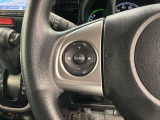 ステアリングにオーディオ操作スイッチが付いています。オーディオ画面に直接タッチしなくても操作が出来ますので、運転に集中できます。