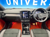 XC40 T4 AWD Rデザイン 4WD 