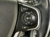 【アダプティブ・クルーズ・コントロール】予め設定した車速内でクルマが自動的に加減速。 前走車との適切な車間距離を維持しながら追従走行し、高速道路でのドライバーの疲労を軽減してくれる嬉しい機能付♪