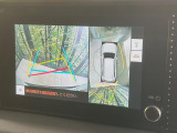 【パノラミックビューモニター】専用のカメラにより、上から見下ろしたような視点で360度クルマの周囲を確認することができます☆死角部分も確認しやすく、狭い場所での切り返しや駐車もスムーズに行えます。