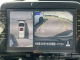 アラウンドビューモニター装備です 上から見たイメージで駐車出来ます
