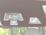 【エマージェンシーブレーキ】走行中に前方の車両等を認識し、衝突しそうな時は警報とブレーキで衝突回避と被害軽減をアシスト。より安全にドライブをお楽しみいただけます。