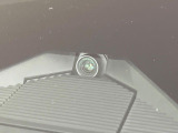 【ホンダセンシング】走行中に前方の車両等を認識し、衝突しそうな時は警報とブレーキで衝突回避と被害軽減をアシスト。より安全にドライブをお楽しみいただけます。