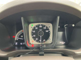 使いやすいシンプルなシフトレバー!