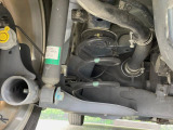 お車を安心してお乗りいただく為には、足回りの定期点検が欠かせません。サービスサポート(有償保証)では無料点検もご提供しており、安心のカーライフをお過ごしいただけるサポート体制が整っています。