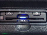 ■【ETC車載器】が装備されています。セットアップをしてお渡しとなり、ETCカードを差し込むだけで高速道路の利用が可能です。