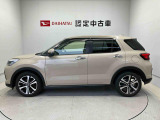 側面からの写真です。ご希望のお車が見当たらない場合は、弊社スタッフがしっかりとお客様のご要望に合ったお車をお探し致します。