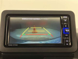 いまや必須装備「ナビゲーション」搭載!知らない場所にスイスイッとドライブ。もう、これなしではハンドルを握れませんね!でも運転中の操作は危険ですのでご注意ですね☆