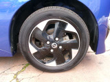 純正アルミホイール155/65R14・ヨコハマ製です。