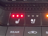 【シートヒーター】寒い日に重宝するシートヒーター!エアコンより早く温まってくれるので寒がりの人も安心ですね♪エアコンの温風は乾燥するから苦手、という方にもをおすすめです。
