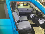 フィット性も良く、楽な運転姿勢を保てます。