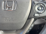 【レーダークルーズコントロール】高速道路での長距離走行が楽に!!自動で速度を保つクルーズコントロールが、衝突軽減システムと連携し、前方の車両を感知して車間を保つように速度調節してくれます!!