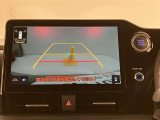 いまや必須装備「ナビゲーション」搭載!知らない場所にスイスイッとドライブ。もう、これなしではハンドルを握れませんね!でも運転中の操作は危険ですのでご注意ですね☆