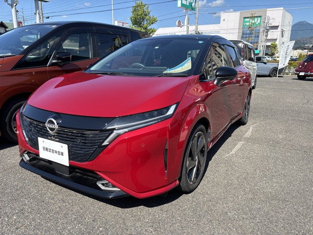 ノートオーラ 1.2 G FOUR レザーエディション 4WD