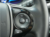 ◆アダプティブクルーズコントロール◆予め設定した車速内でクルマが自動的に加減速。前走車との適切な車間距離を維持しながら追従走行します。【LKAS】車線維持支援システムでステアリング操作を支援。