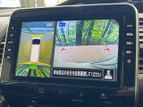 【アラウンドビューモニター】専用のカメラにより、上から見下ろしたような視点で360度クルマの周囲を確認することができます☆死角部分も確認しやすく、狭い場所での切り返しや駐車もスムーズに行えます。