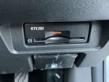 ETC車載器です!高速道路の料金所で慌てて財布を探すことも無くなります!