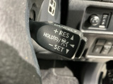 クルーズコントロールを装備しています。高速道路などで一定の速度で走ってくれるので運転が楽ですよ!速度を設定できますので、スピードの出しすぎにも注意できます。