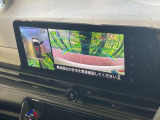 【アラウンドビューモニター】専用のカメラにより、上から見下ろしたような視点で360度クルマの周囲を確認することができます☆死角部分も確認しやすく、狭い場所での切り返しや駐車もスムーズに行えます。