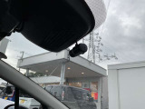 フロント&車室内ドライブレコーダーです