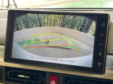 【バックカメラ】駐車時に後方がリアルタイム映像で確認できます。大型商業施設や立体駐車場での駐車時や、夜間のバック時に大活躍!運転スキルに関わらず、今や必須となった装備のひとつです!