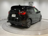 自動車保険・JAFも取り扱っております。また、お客様のご希望で保証延長(有償・一部の車種では取り扱いできません)もご準備しております。