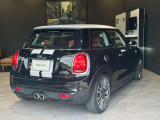 かわいいテールのデザインはほかの車にはない魅力があります。ひと目で&ldquo;MINI&rdquo;とわかるデザインです。
